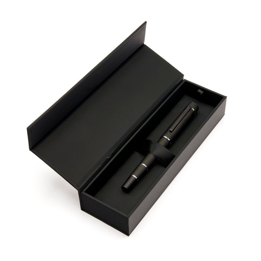 Hugo Boss Balpen Kern Zwart HSF4855A