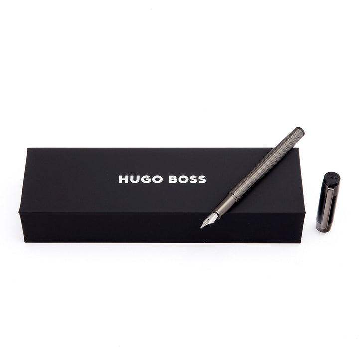 Hugo Boss Rive Gun HST4962D fountain pen