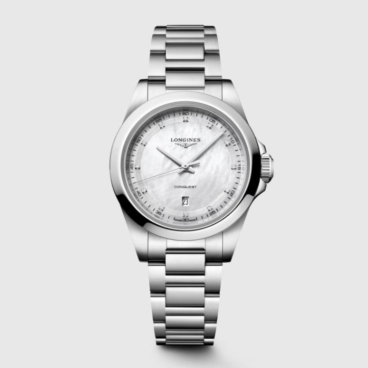 Longines Conquest horloge 30 mm parelmoer diamanten quartz staal L3.350.4.87.6