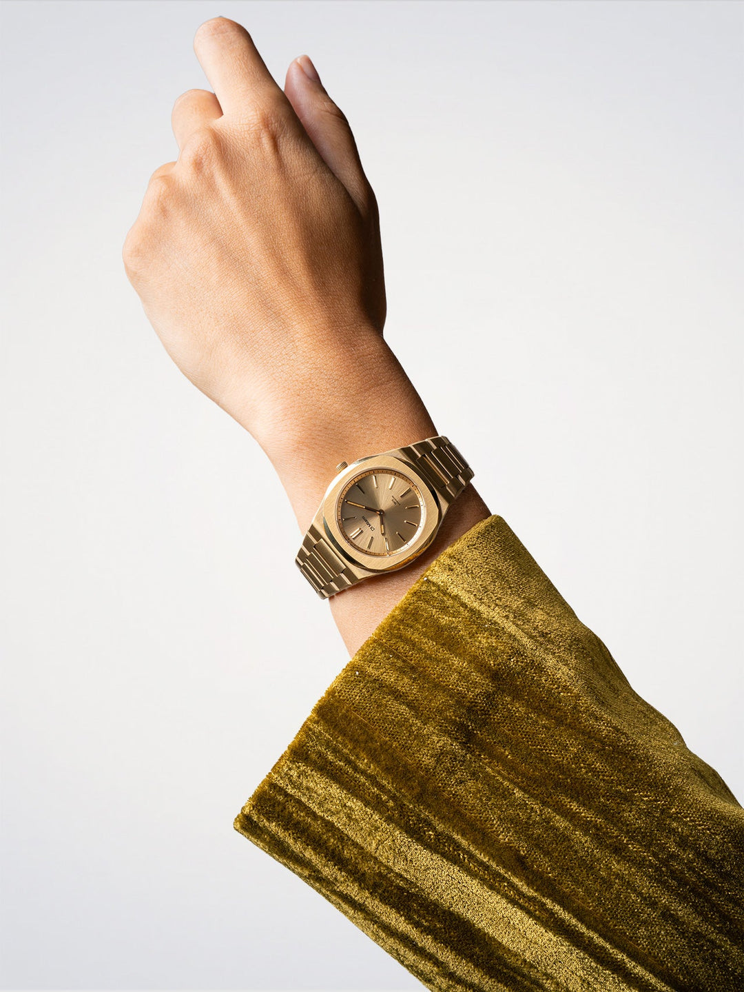 D1 Milano Gold Mellow Ultra Thin Watch 34mm D1-UHBL02