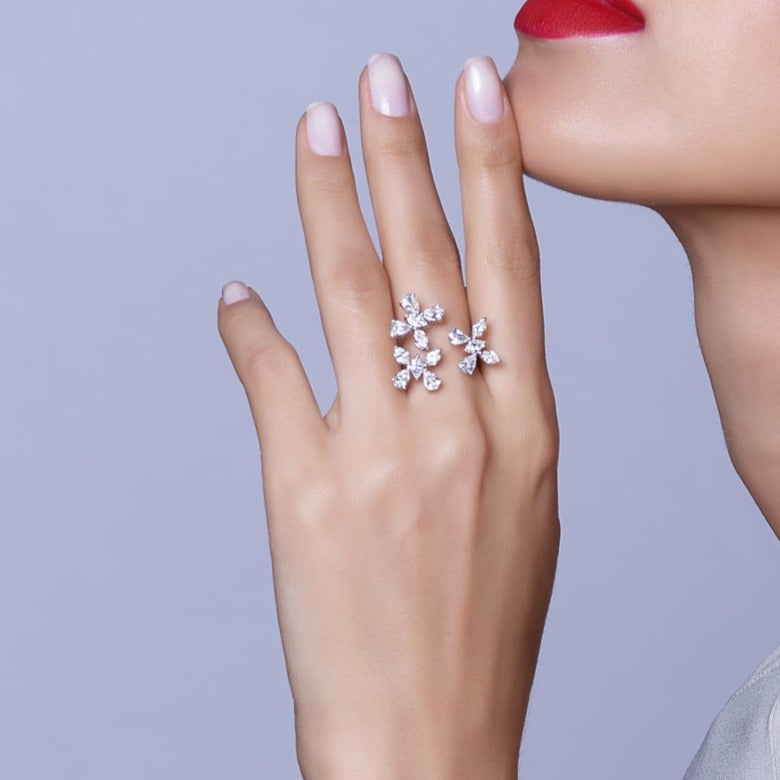 Zydo-Ring mit fliegenden Schmetterlingen, Diamanten, Roségold 51904