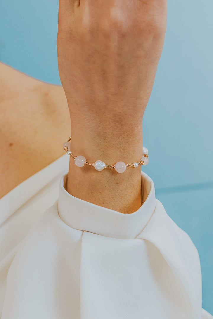 Comete 925‰ Silver Bracelet with Acquadolce Pearls and Rose Quartz BRA278