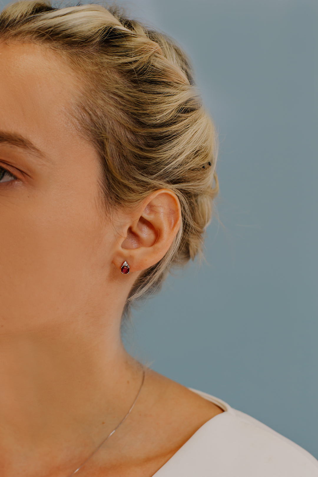 Comete Earrings in Gold, Diamonds and Round Rubies ORB882