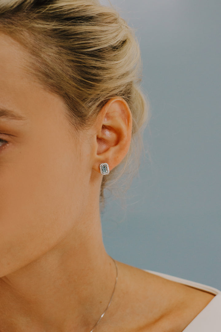 Comete Earrings in Gold, Diamonds and Octagonal Aquamarine ORQ249
