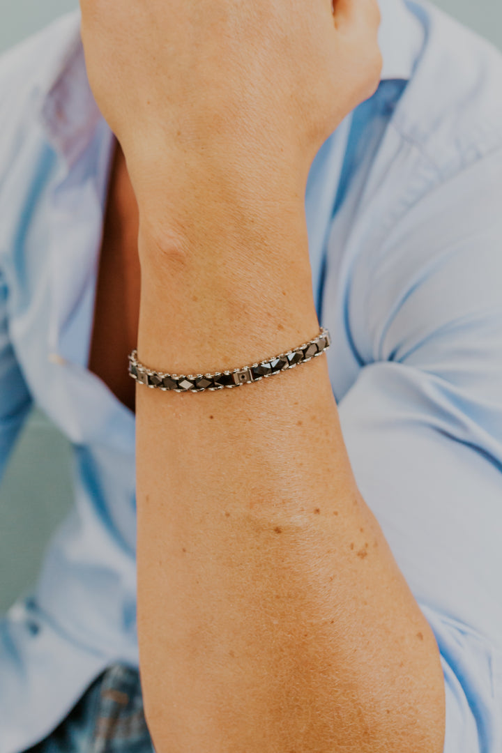 Comete Steel bracelet with ceramic and black zircons UBR1250