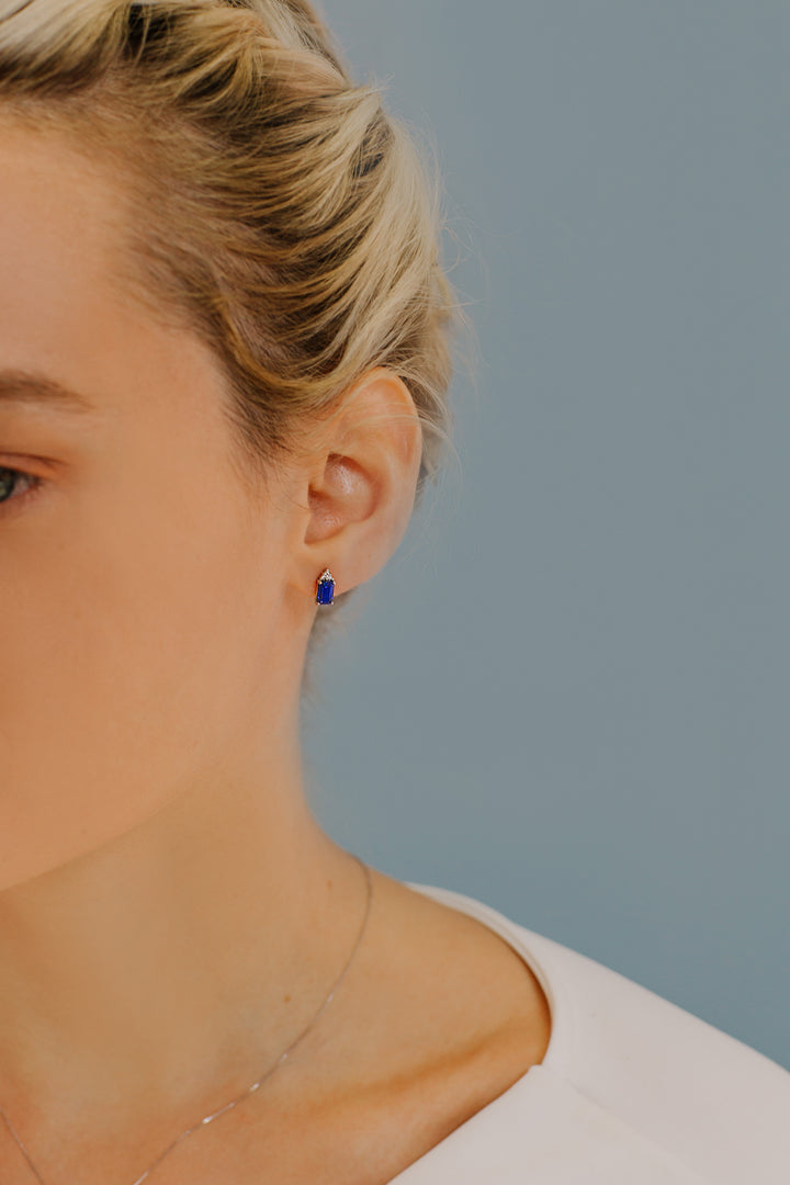 Comete Earrings in Gold, Diamonds and Blue Sapphires, Octagonal ORB911