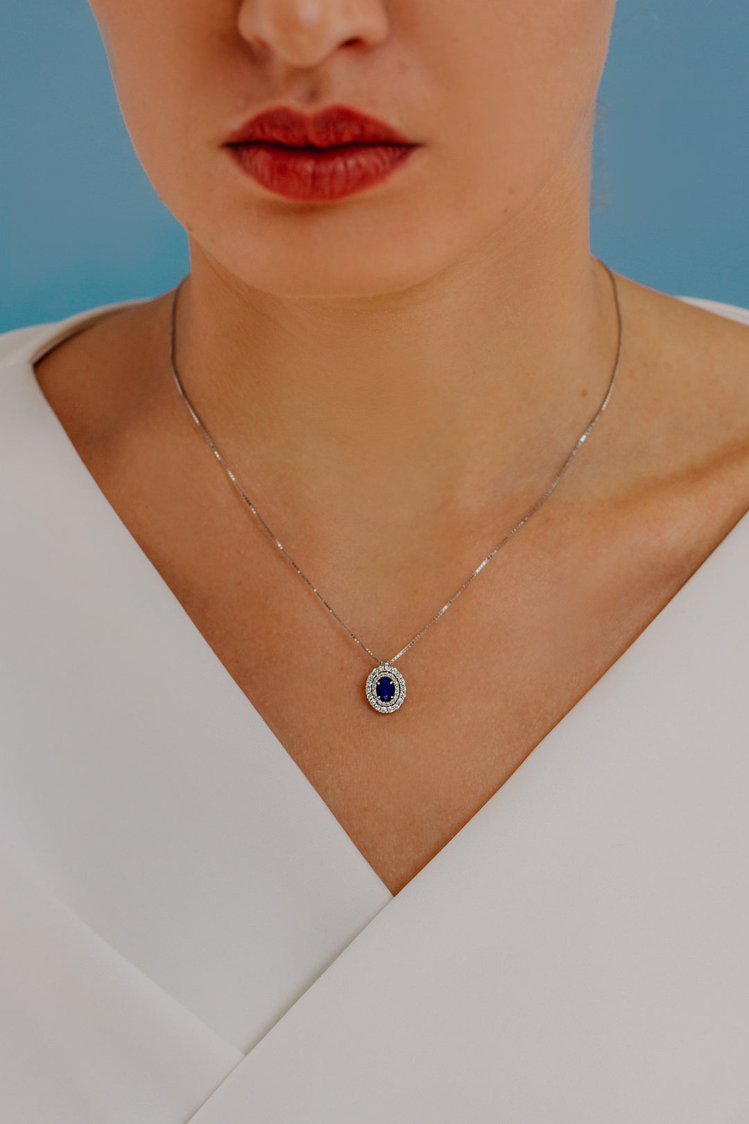 Comete ketting in goud, diamanten en ovale blauwe saffier GLB1474