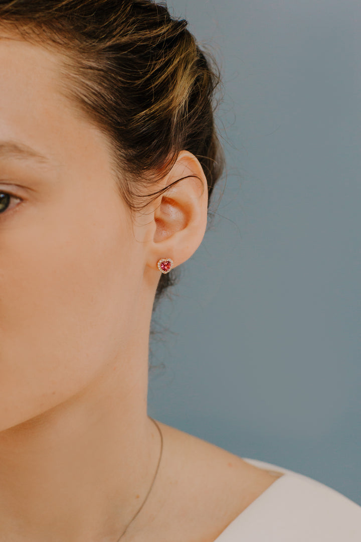 Comete oorbellen in goud, diamanten en roze topaas hart ORB 1036