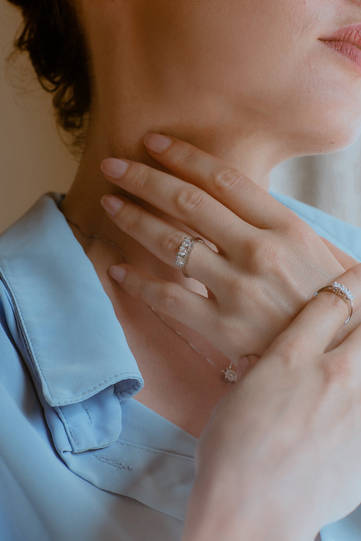 Comete-Trilogie-Ring aus Gold und Diamanten ANB2642