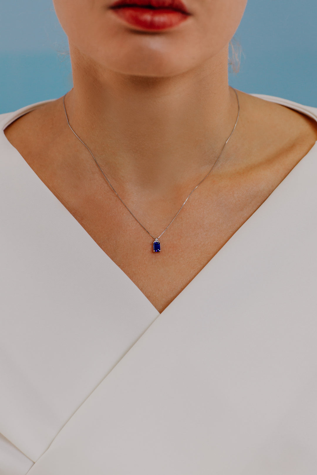 Comets Necklace in Gold Diamonds and Blue Sapphire Octagonal GLB1440