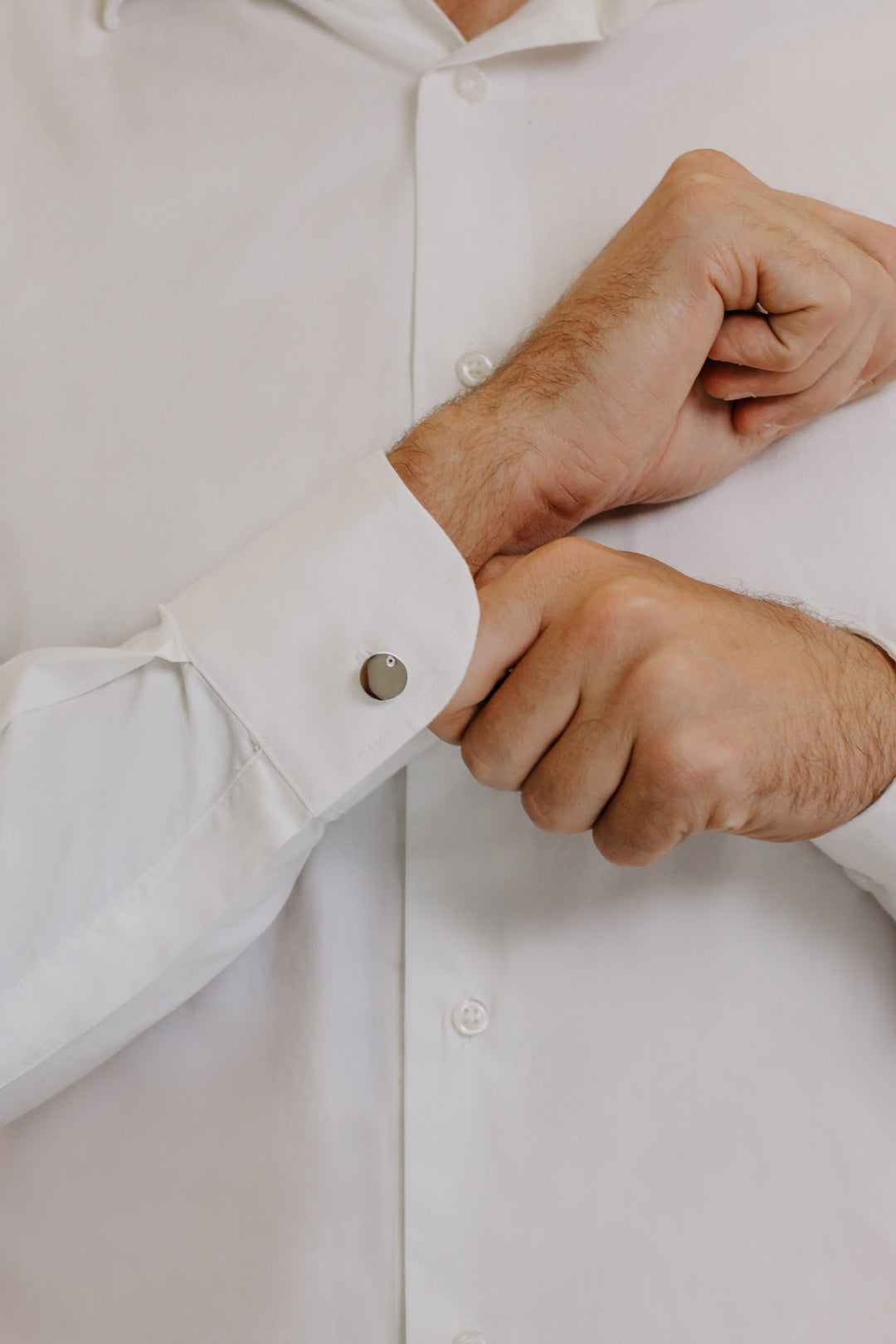 Comets Round Cufflinks in Steel and Black Diamonds UGM101N