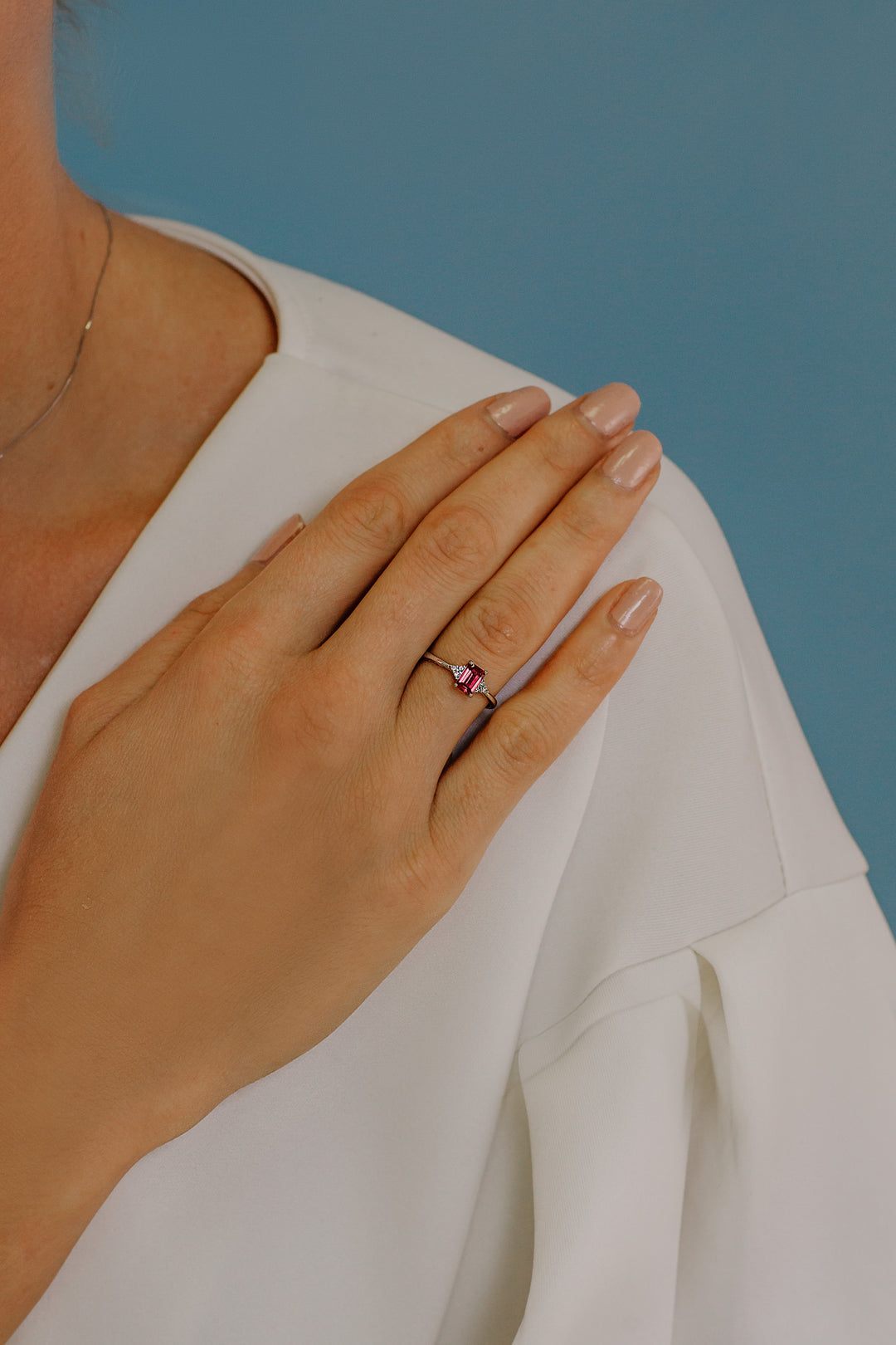 Comete Gold Ring with Diamonds and Octagonal Ruby ANB2357
