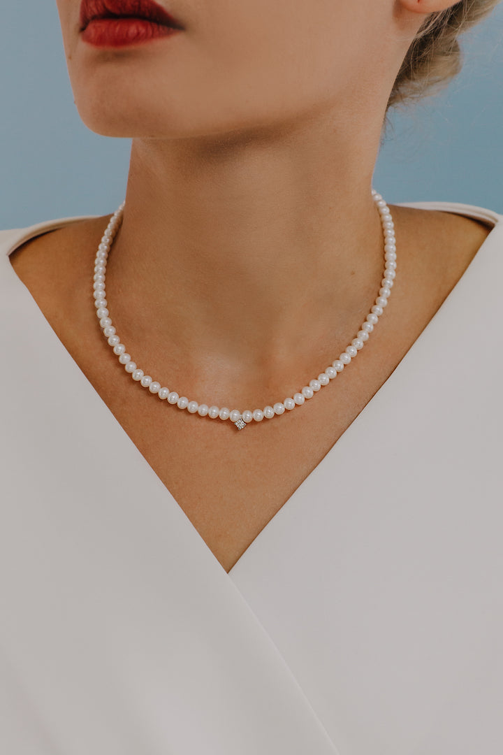 Comete Acquadolce parelketting in goud en diamant FWQ320