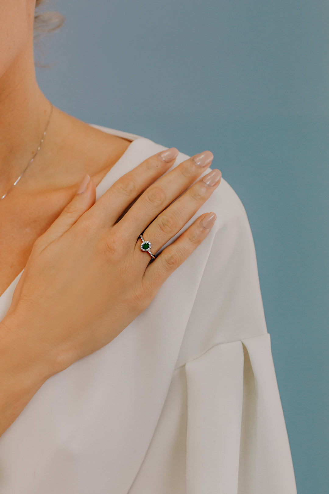 Comete-ring in goud, diamanten en ovale smaragd ANB2702S3