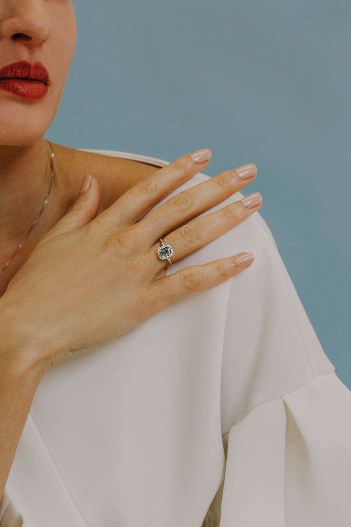 Comete-Goldring mit Diamanten und achteckigem Aquamarin ANQ311