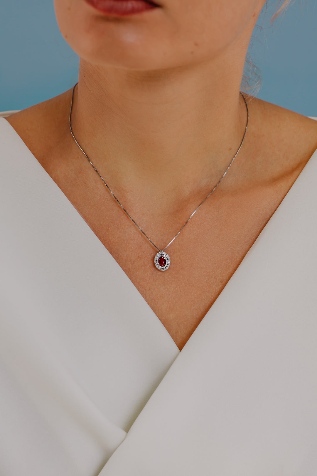 Comete ketting in goud, diamanten en ovale robijn GLB1473