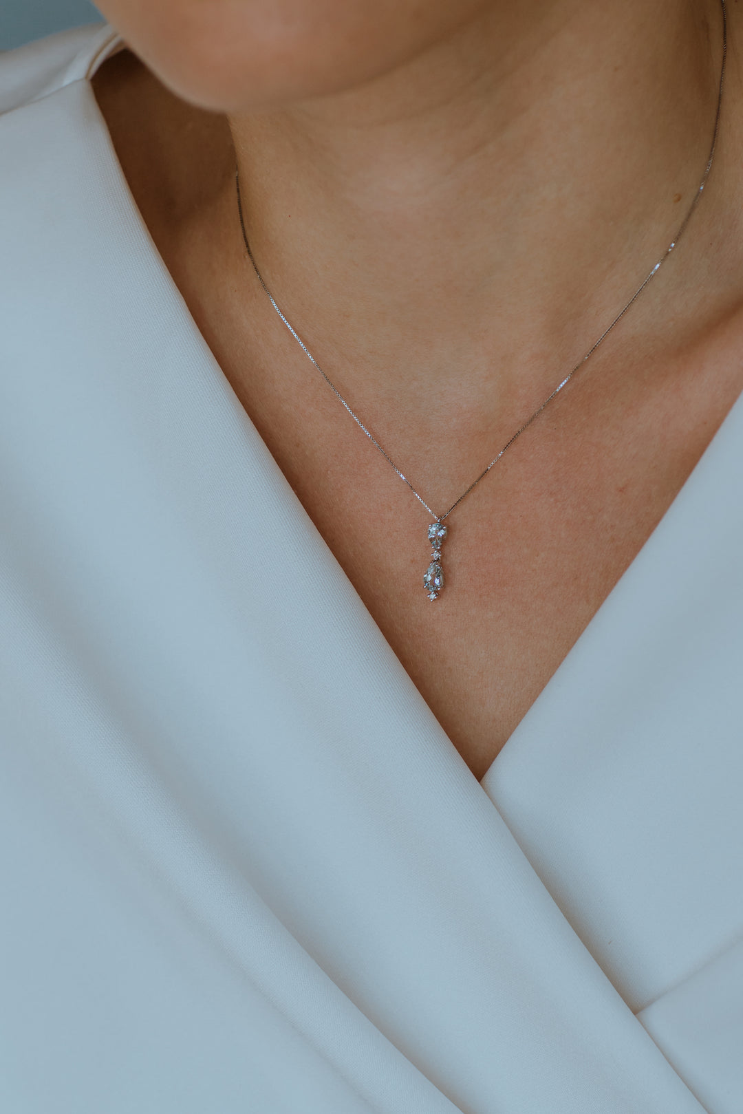 Comete Necklace in Gold Diamonds and Aquamarine Drop GLQ299