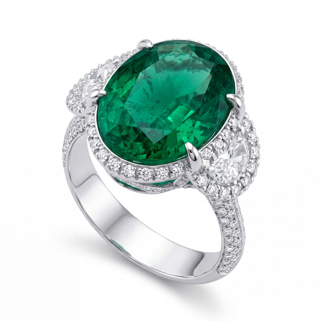 World Diamond Group emerald ring and side bezels APU020WSM-16133110067
