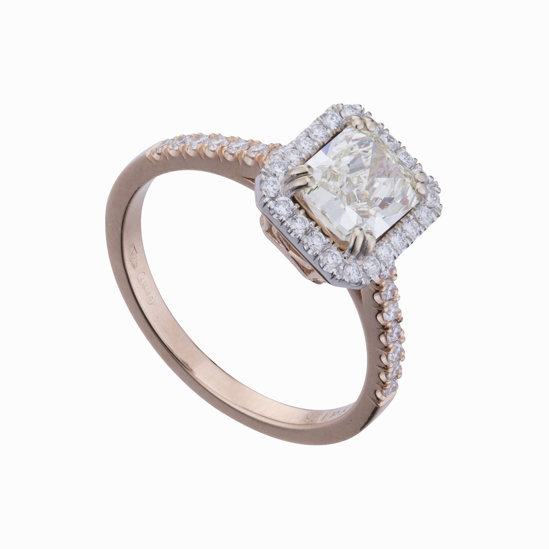 Golay central ring. fancy emerald outline diamonds ASLEM001DIFY-22060110017