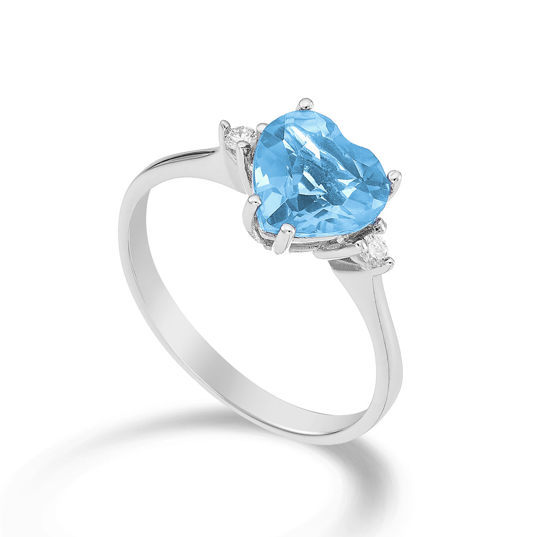 Mikiko, ein 18-Karat-Blautopas-Herz mit einem Durchmesser von 8 x 8 ct.2,30. ct.0,05 MACL198DITPAZ88O4