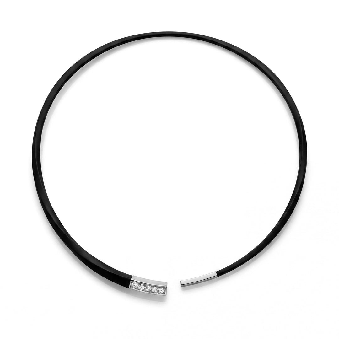 Golay zwarte titanium ketting met glanzende grijze titanium elementen en vijf diamanten op de opening GD023DINE01