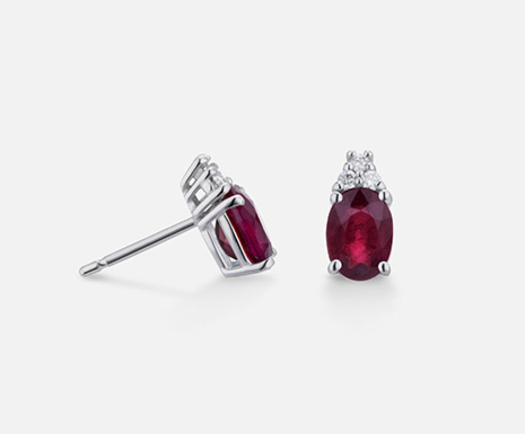 Nihama or 18k ruby ​​n. oval 7x5 ct.1,70 dia ct.0,09 NO5034O4RBN170