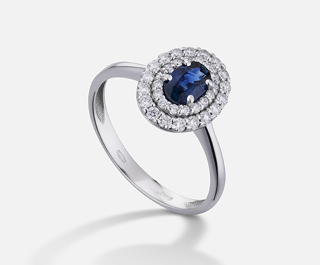 Mikiko een 18k saffier n. ovaal 6x4 ct.0,62 dia ct.0,33 MA5117O4ZFN062