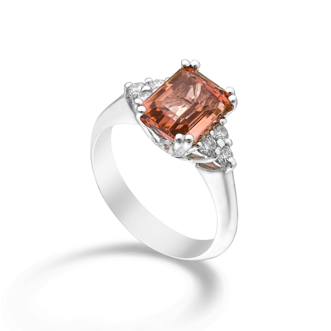 Golay achthoekige toermalijn ring 9x7 en zijdelingse diamanten ACLC059DITO3-24180110009