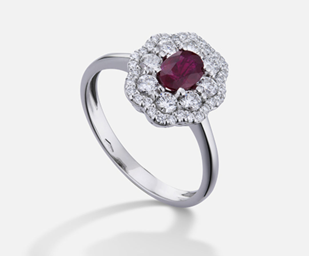 Mikiko een 18k robijn n. ovaal 6x4 ct.0,57 dia ct.0,63 MA5114O4RBN057