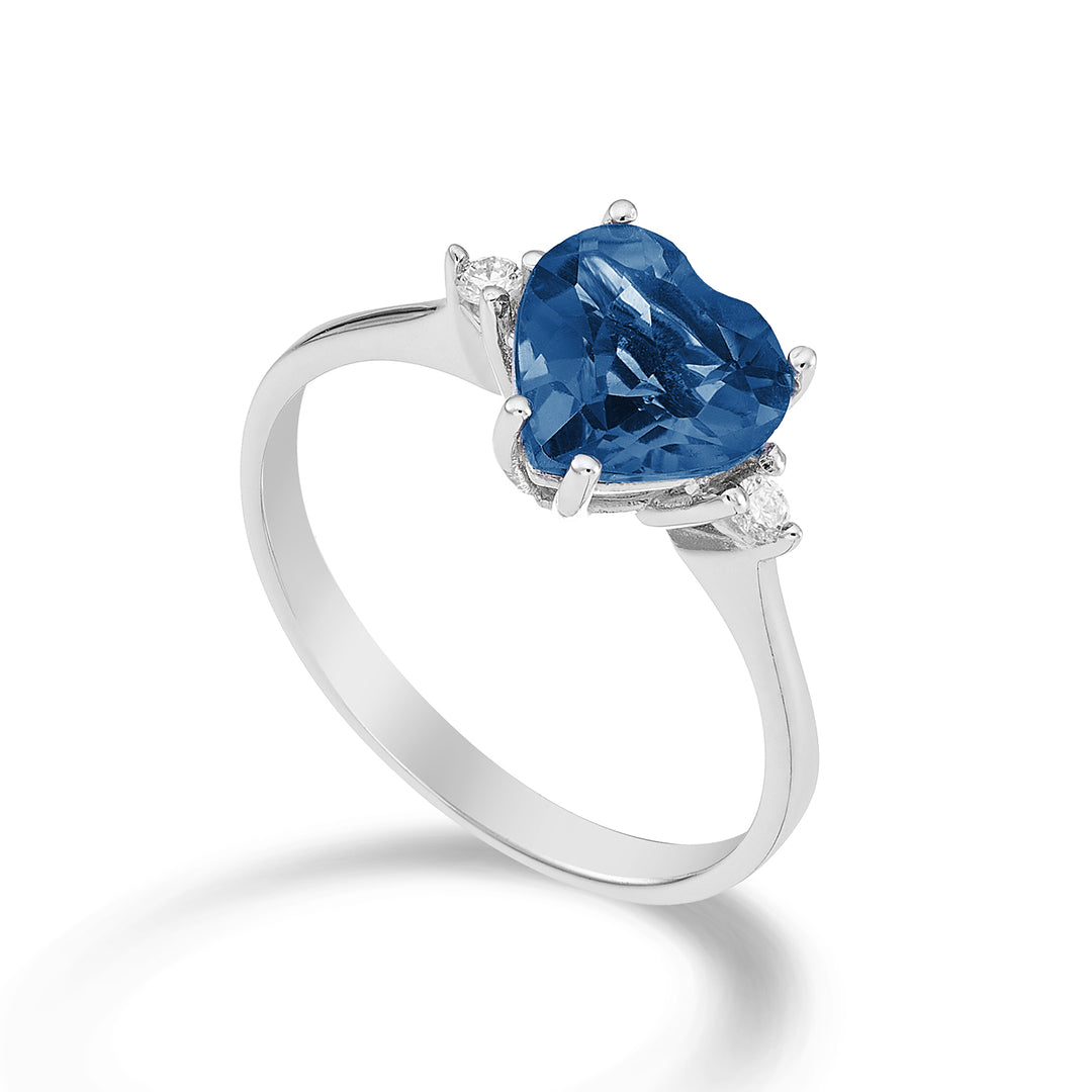 Mikiko een 18k Londens blauw topaas hart 8x8 ct.2,00 diam. ct.0,05 MACL198DITPBL88O4