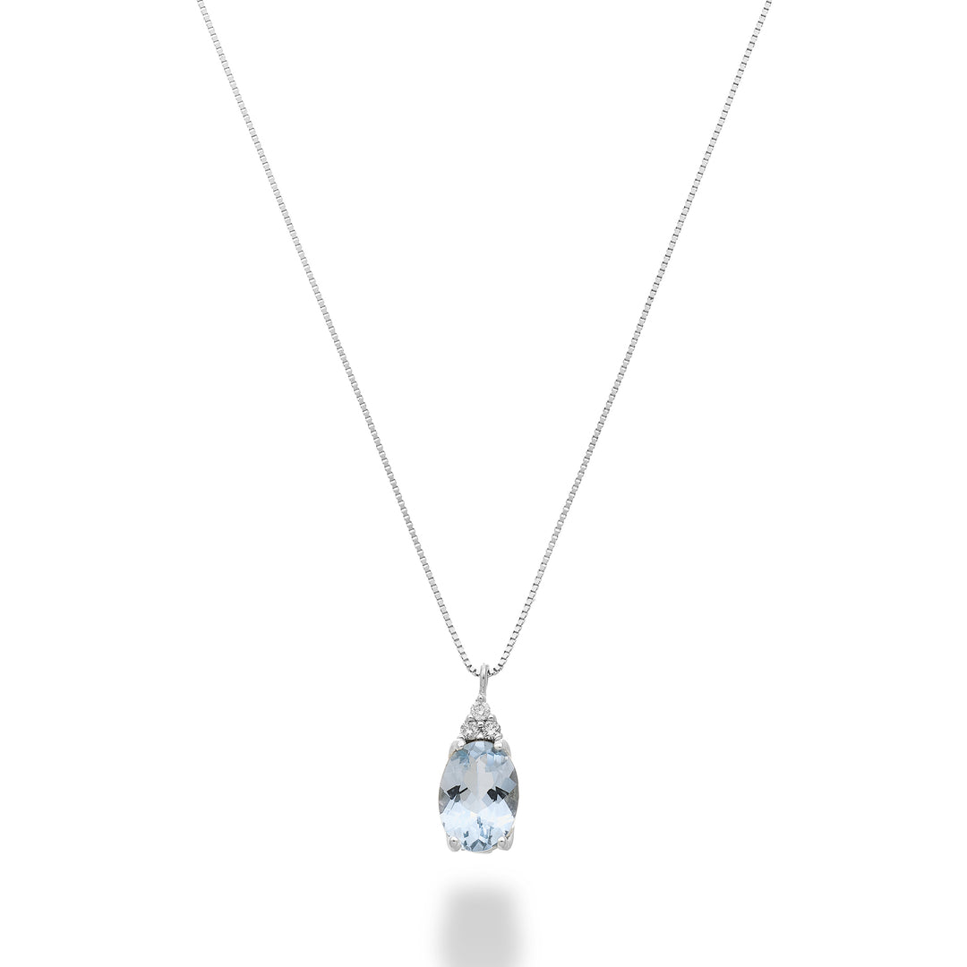 Mikiko cl 18k oval aquamarine 7x5 with three diamonds MD5189O4AM