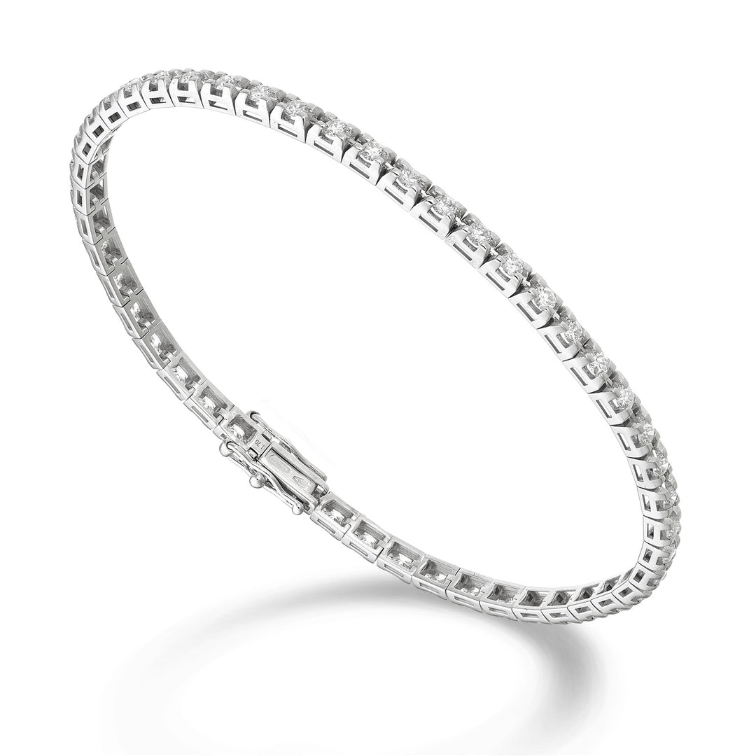 Gegossenes Tennisarmband der World Diamond Group. Lichtpyramide je 0,01 ct BTP801D0010-170-26012110161