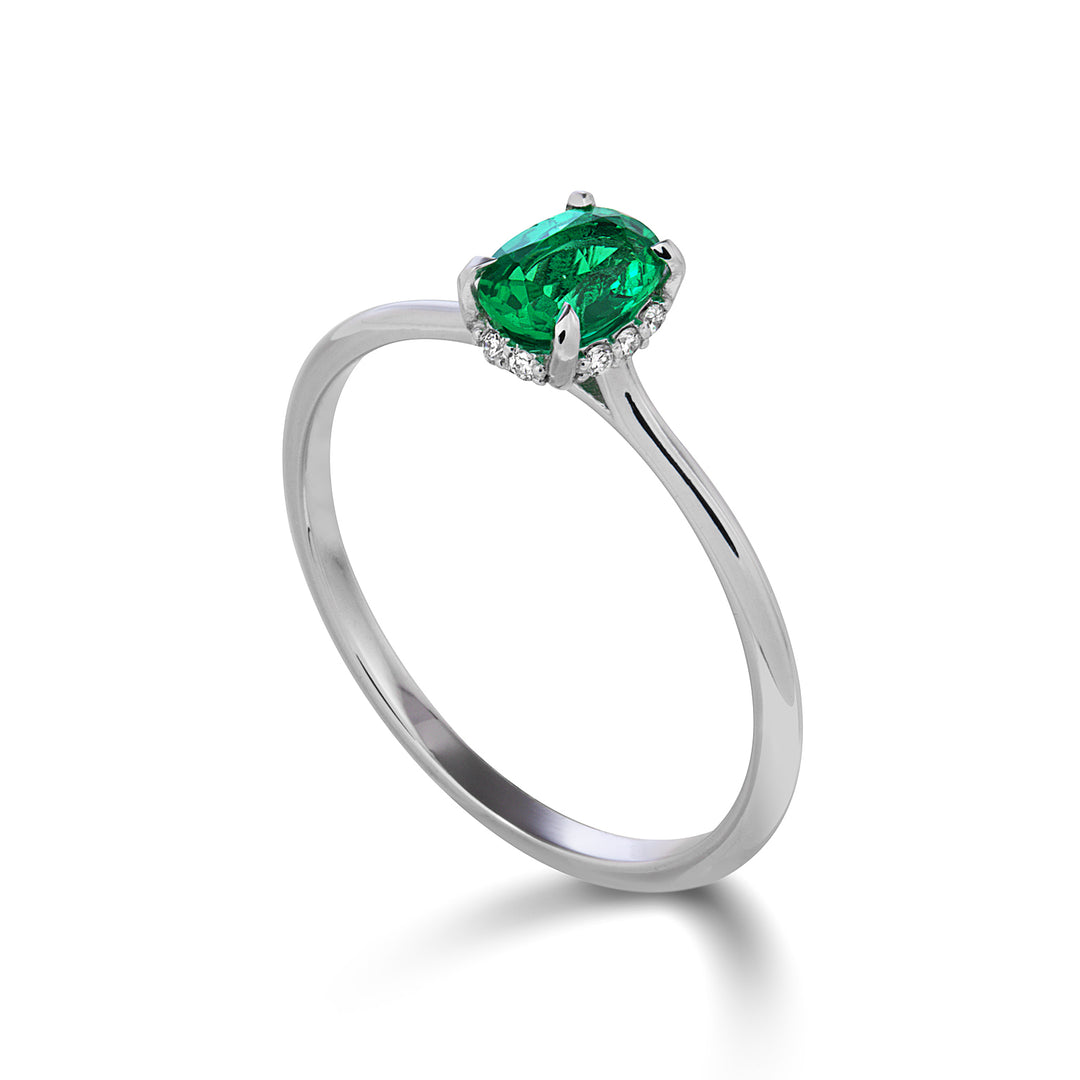 Mikiko an 18k oval emerald 6x4 set with diamonds MA5219O4BE