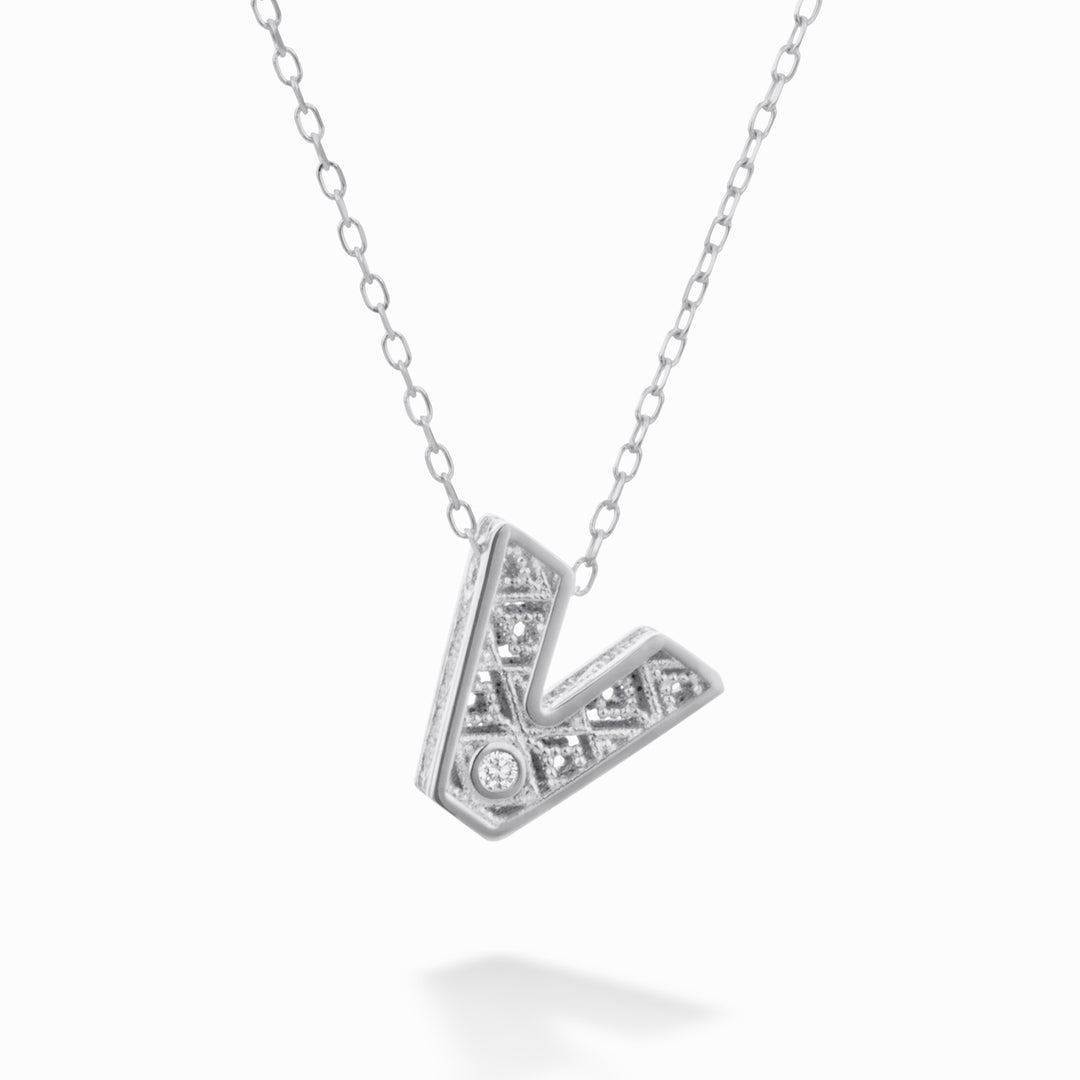 Nihama cl 18k letter v witgoud diam. ct.0,01 NDLETVO4