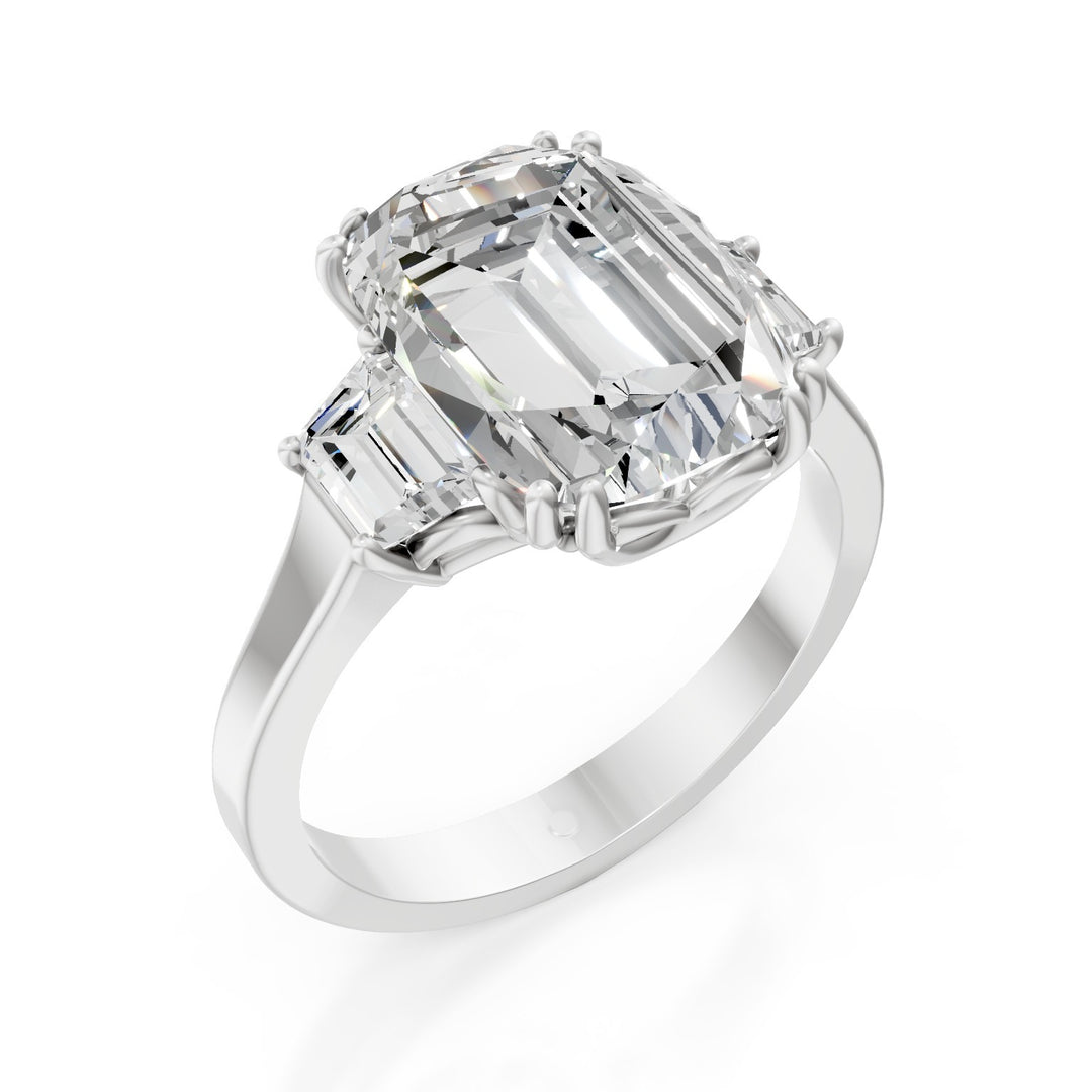 X-Diamond an 18kt lab g.d. total ct. 4.52- cent. ct. 4.01 cushion - lateral trapezoides ct. 0.51 LXDAPU088O4CSBI452
