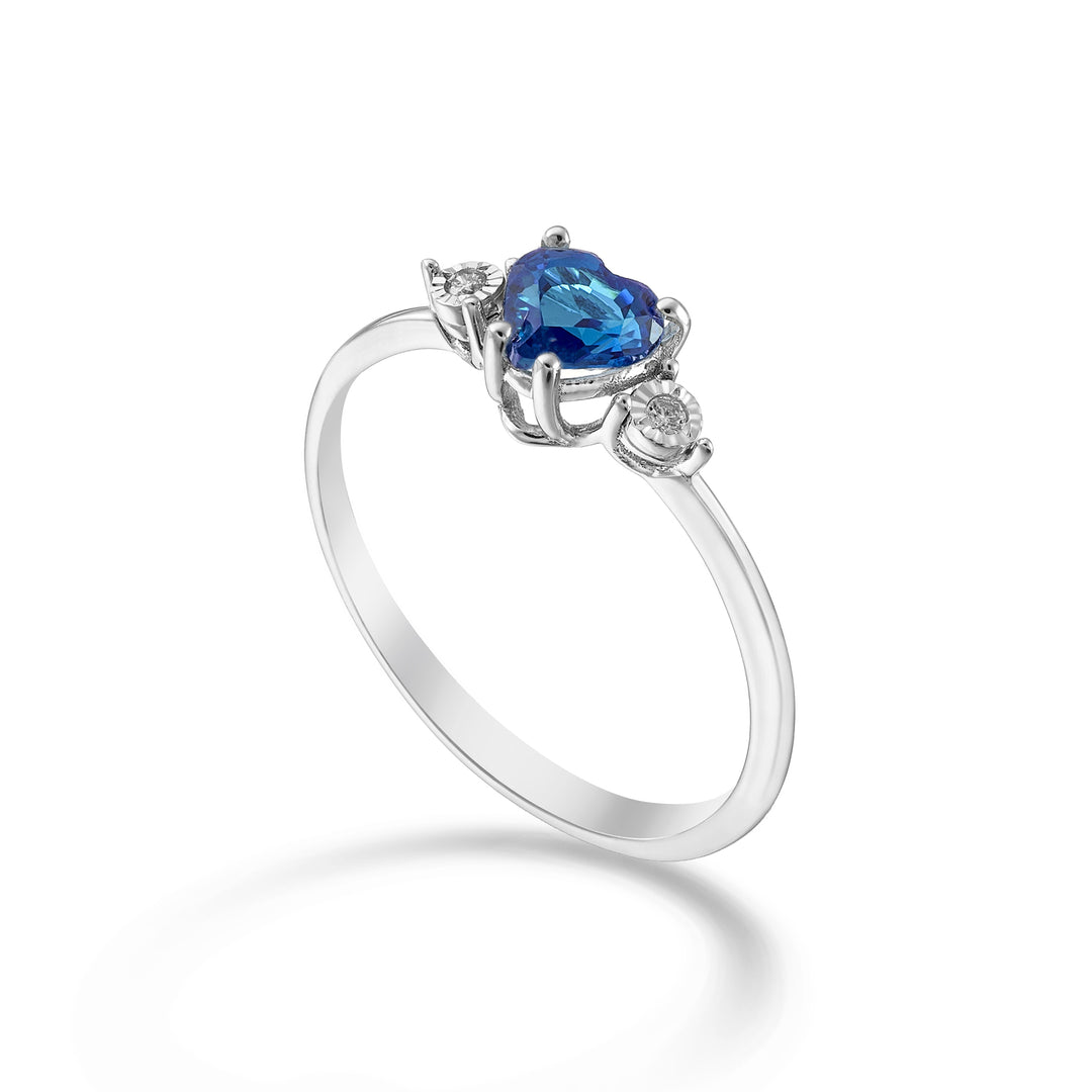 Mikiko an 18k sapphire n. 5x5 heart and side diamonds MA5215O4ZFN043