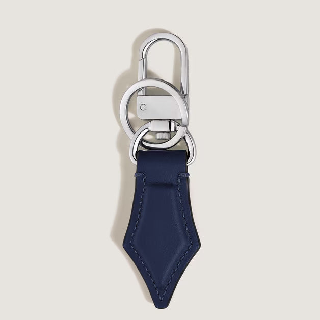 Montblanc federförmiger Schlüsselanhänger aus tintenblauem Sartorial-Leder 221294