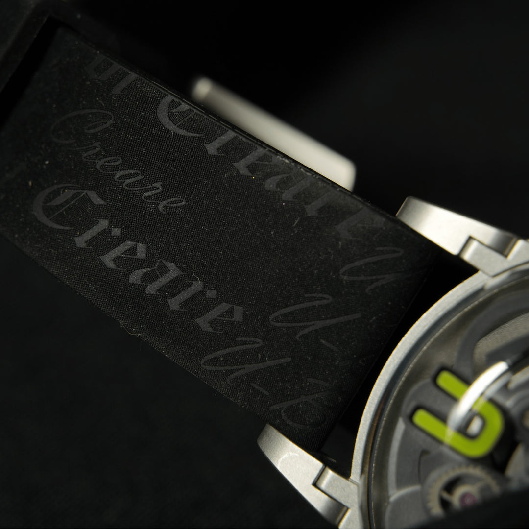 U-BOAT horloge U-65 SS GROEN 44 mm geskeletteerd kwartsstaal 3350